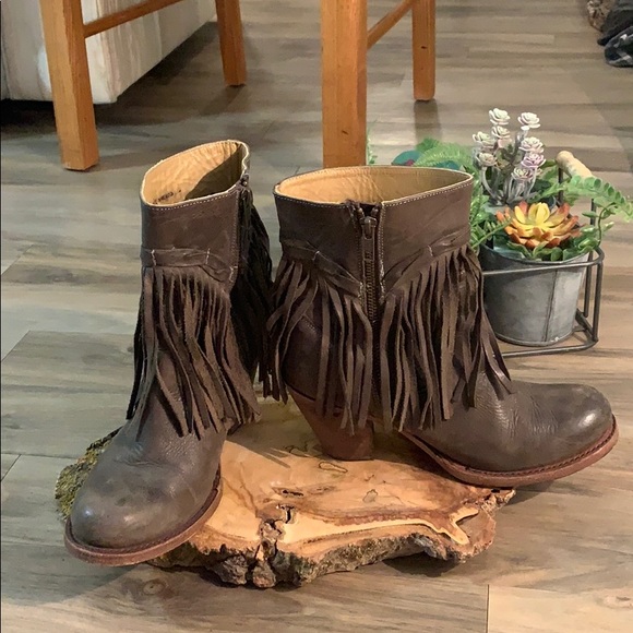 Matisse Shoes - Matisse fringe booties stagecoach free people